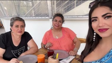 De paseo con Helen y Liz
