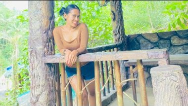 Simply Pinay  is live Friday Laundry 😃✨️