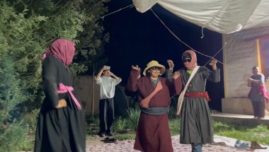 Typical ladakhi family GOL GOL/ picnic 💕 #ladakhivloger