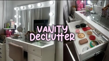 VANITY DECLUTTER | decluttering my makeup!