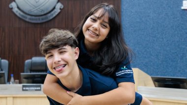 Câmara Mirim realiza 6ª Sessão OrdináriaSessão contou com o lançamento do concurso “Coleta Premiada” e divulgação do Plano Municipal da Juventude.