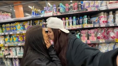 COMPREI TUDO QUE MINHA MULHER TOCOU NO MERCADO !