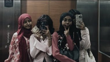 Steek Date as pink divas 🦄🦄 (yes, recorded by lub)