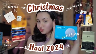 Christmas Haul 2024 🎄🤍 Books, Vinyl Records, Record Player, Victoria Secret and more!