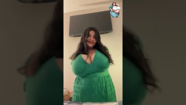 Meet Joss the PLUS SIZE MODEL Breaking all Beauty Stereotypes!!!