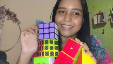 Mostrando minha coleção de cubos mágicos! 💖