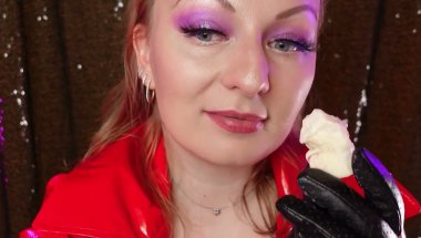 Mukbang - girl in braces - ASMR video free