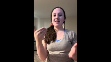 Growing Up - Hilary Duff - ASL/PSE
