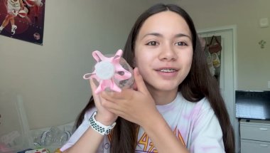 Our Half Filipino Daughters Arts&Crafts Using Plastic Water-bottles Tutorial!!
