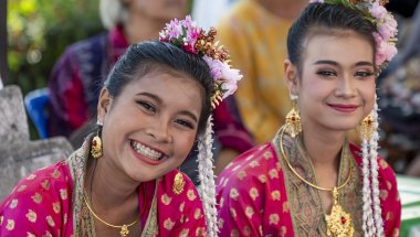 Media 'Lomsak Thailand' in category 'Removable Appliances'