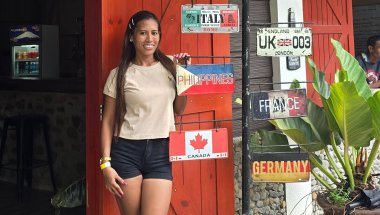 Simply Pinay  is live Hello
